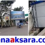 Videotron Raksasa Diduga Berkedok “Pos Gatur” Nempel di benteng pembatas Pengadilan Negeri Bandung